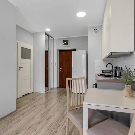 Wlochy Klinkierowa Comfort Apartment Warszawa Exteriör bild