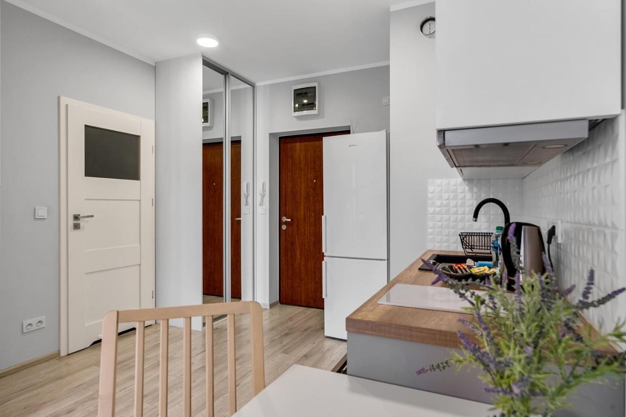 Wlochy Klinkierowa Comfort Apartment Warszawa Exteriör bild